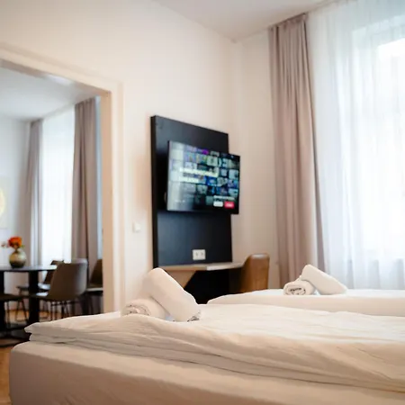 Gemuetliche By Junik דירה